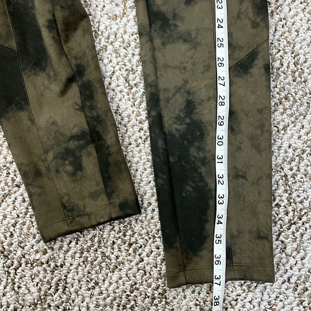 TAHARI Faux Leather jegging Tie Dye Olive Green Black size medium